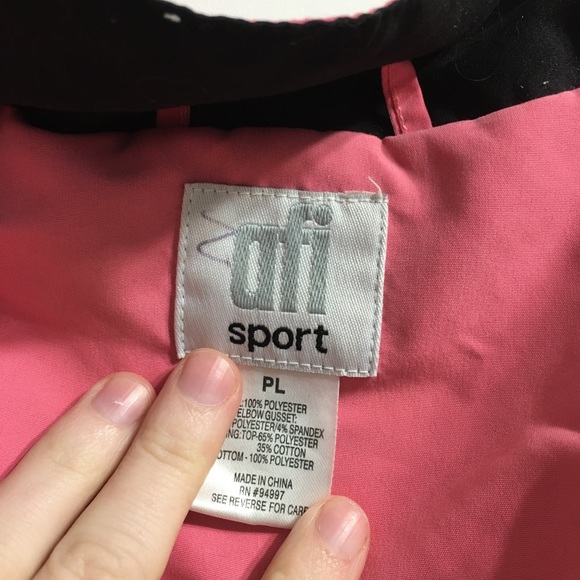 Windbreaker - Picture 3 of 4